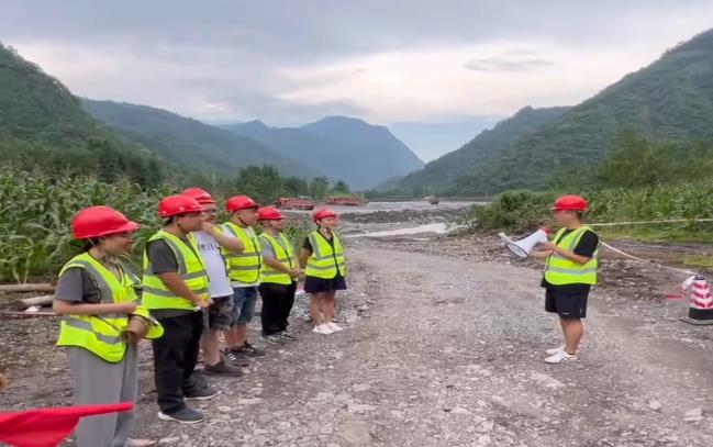 1660292557155861.jpg 04191f668db459e9b92df7455d98400.jpg